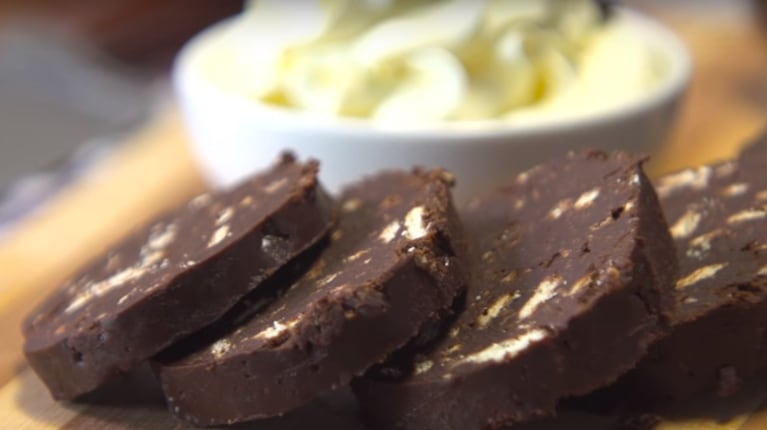 Chorizo de chocolate y frutos secos: una receta que sorprende a todos 