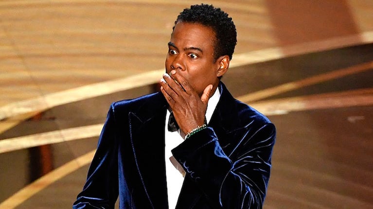 Chris Rock no presentará una denuncia por el golpe de Will Smith en los Oscar 2022. Foto: AFP.