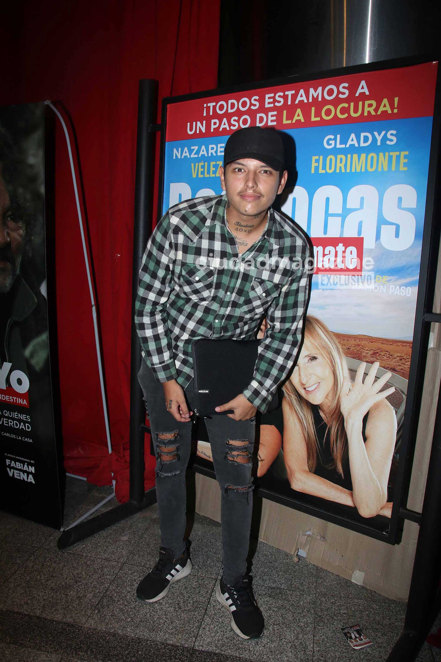 Chyno Agostini en el estreno de Dos Locas de Remate. (Foto: Movilpress)