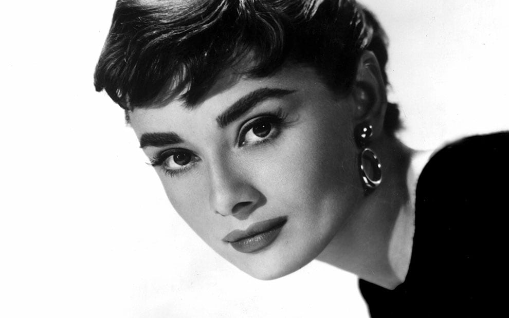 Cinco piezas básicas que definen el estilo de Audrey Hepburn