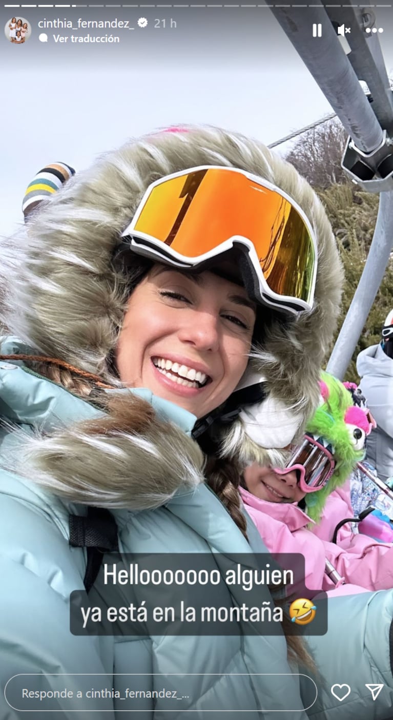 Cinthia Fernández viajó con sus hijas a Bariloche: las increíbles fotos en la nieve