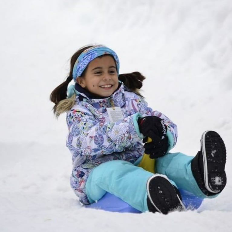 Cinthia Fernández y sus hijas disfrutaron de sus vacaciones en Bariloche: el álbum de fotos