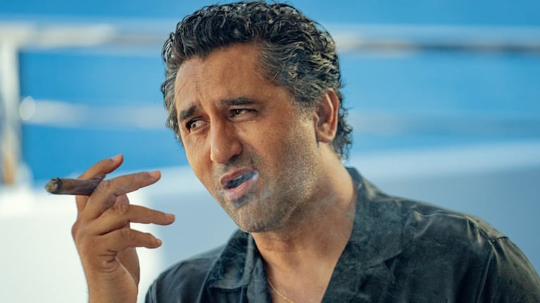 Cliff Curtis como Poseidón en "KAOS" de Neflix