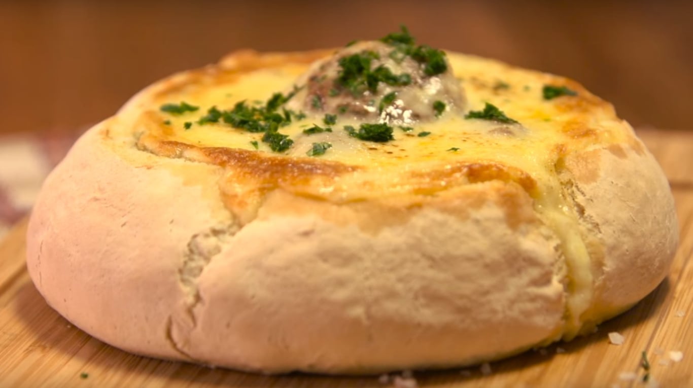 Cociná este pan relleno de albóndigas con una receta ideal para tu mesa 