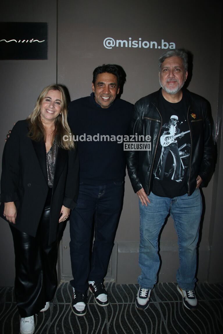 Coco Fernández, Eugenia Clemente y Esteban Farfan en el festejo de los 200 programas de Empezar el Día (Foto: Movilpress).