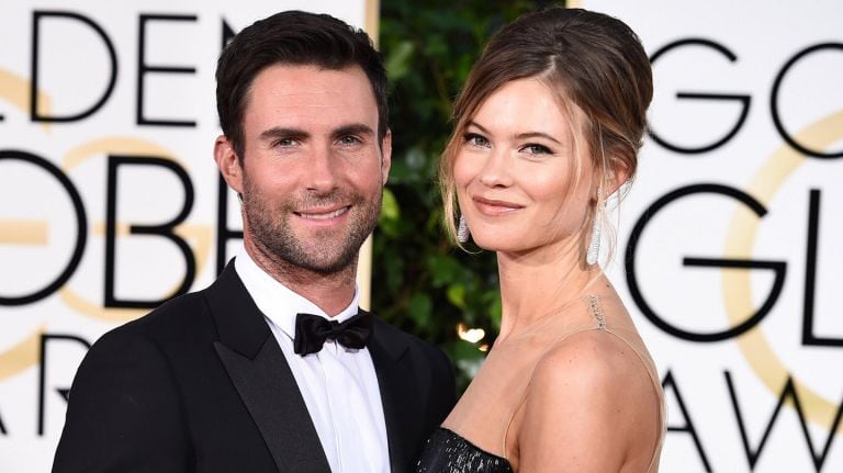 Conocé a la esposa de Adam Levine, la bellísima Behati Prinsloo