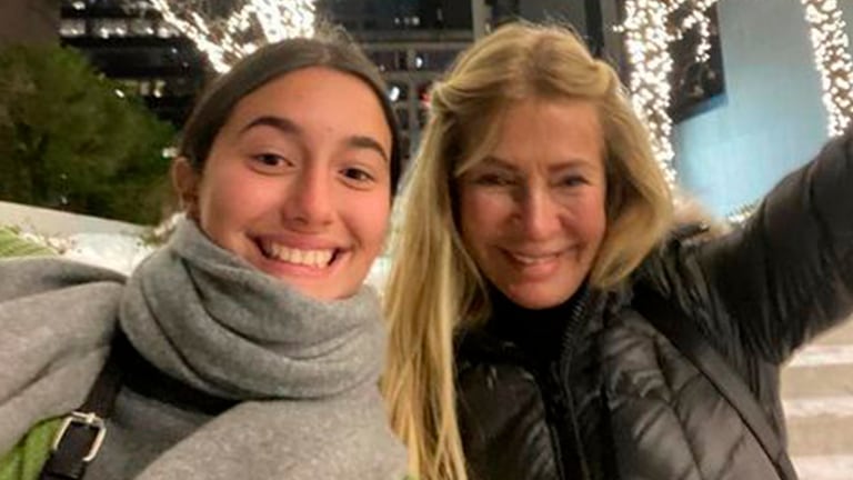 Cris Morena y su nieta de vacaciones en Nueva York.