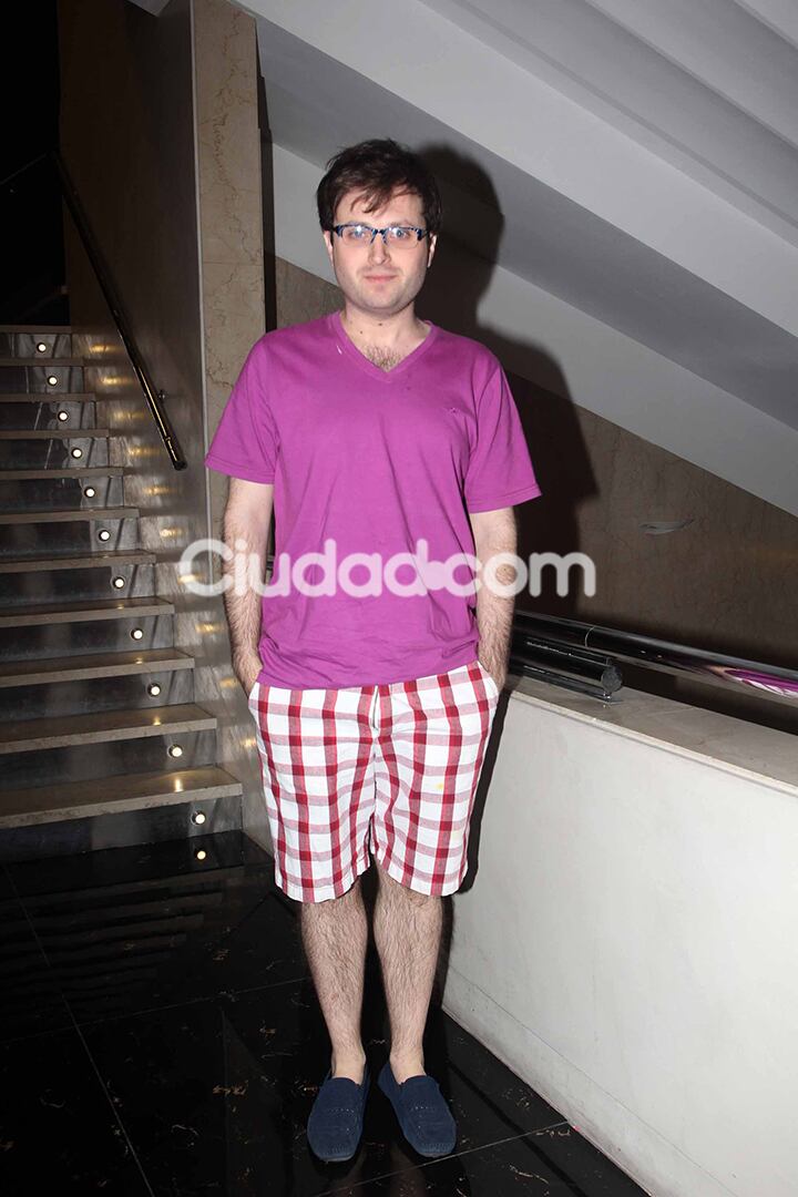 Dan Breitman y un look demasiaaado casual.  (Foto: Movilpress)