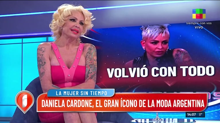 Daniela Cardone en Intrusos.