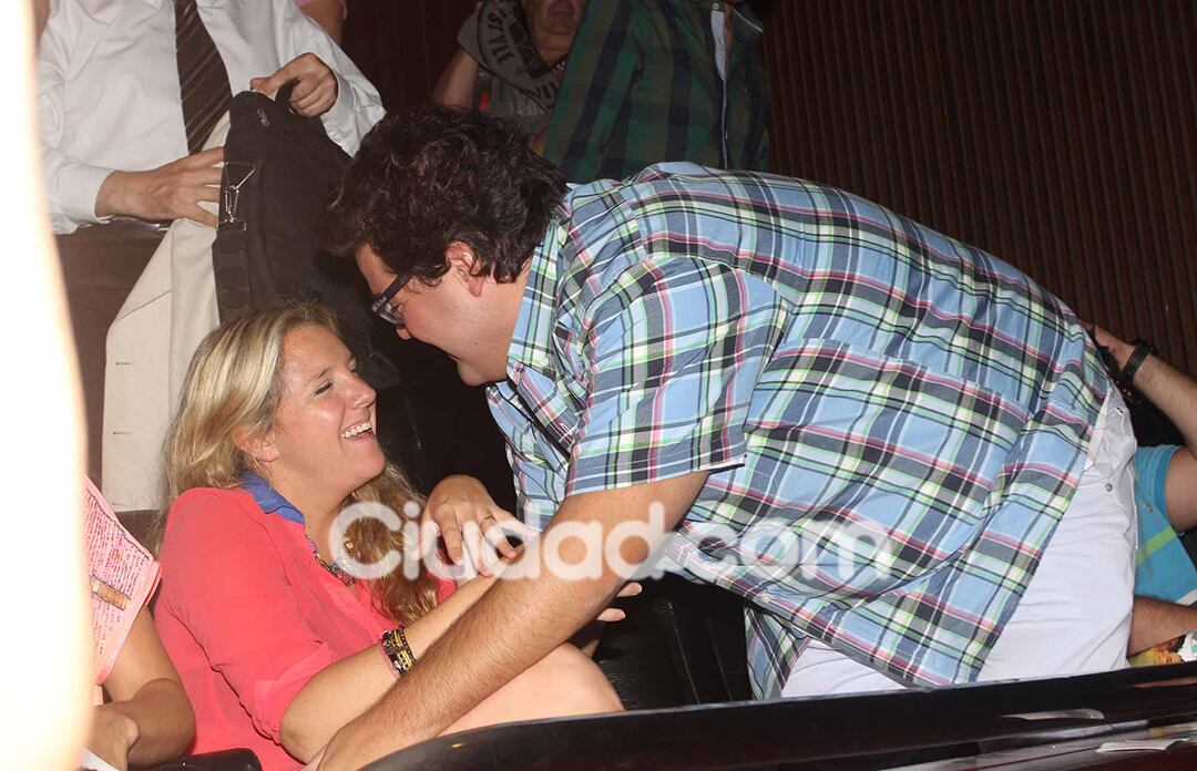 Darío Barassi y su novia.  (Foto: Movilpress)