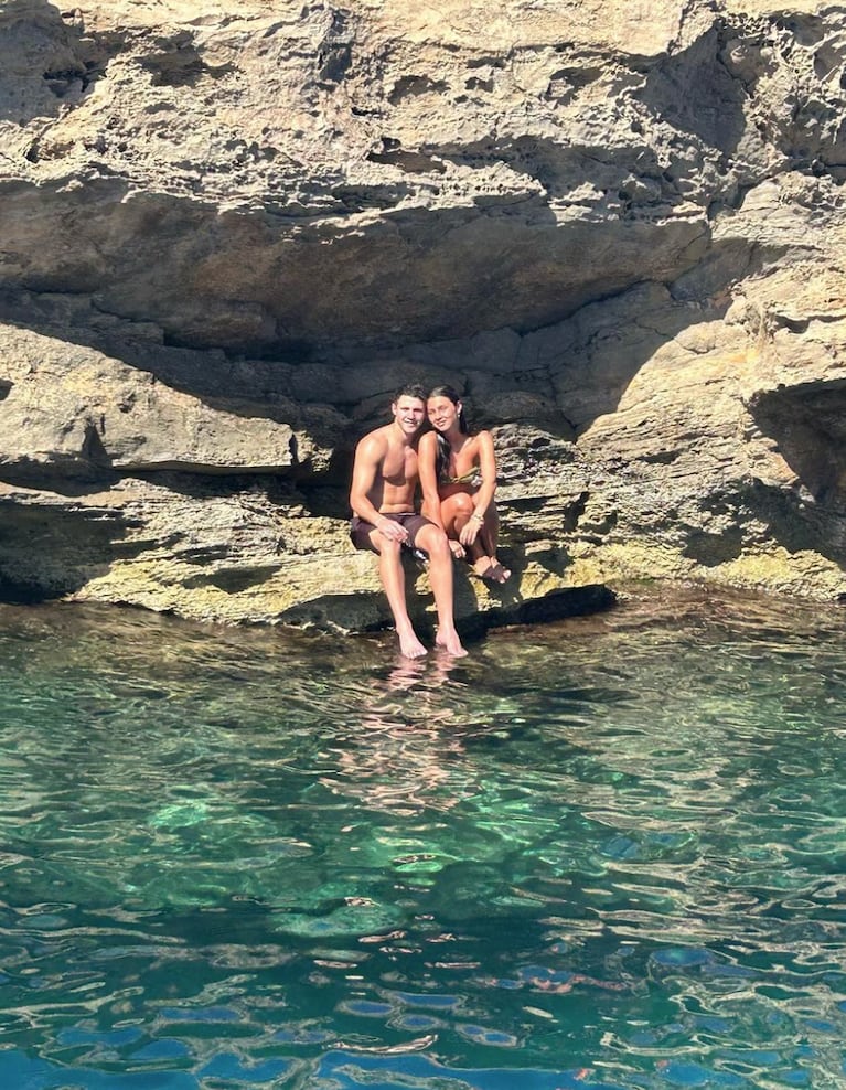 Delfina viajó con su novio a Ibiza.