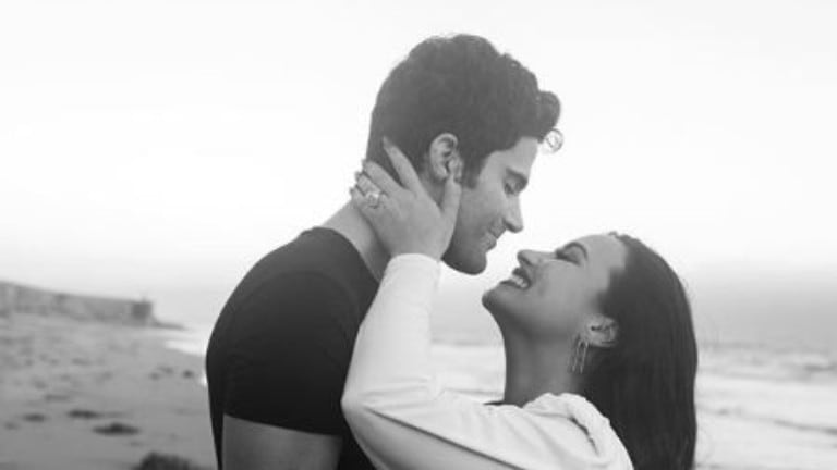 Demi Lovato y Max Ehrich se comprometieron