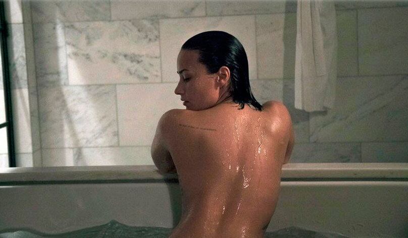 Demi Lovato y sus sensuales fotos hot desnuda. Foto: Vanity Fair