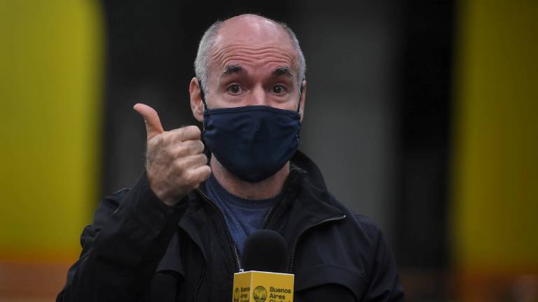 Denuncian a Larreta por privatizar la vacunación y por presunto centro de inmunización paralelo