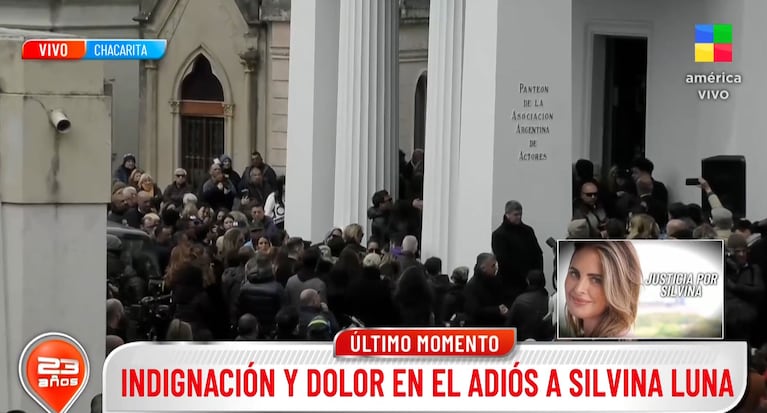 Desconsolado llanto de Flor de la Ve al ver la multitudinaria despedida a Silvina Luna: “Se fue sin justicia”