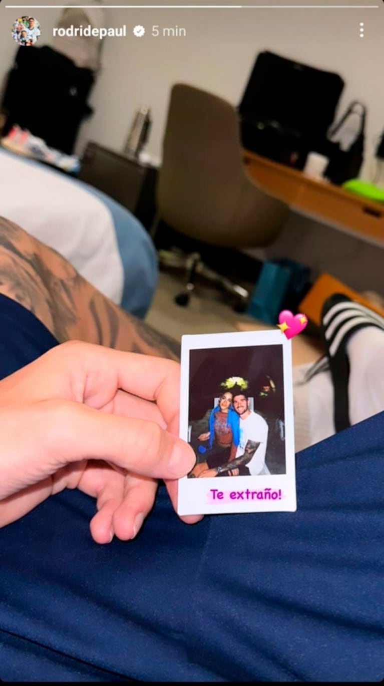 Desde Qatar, Rodrigo De Paul reafirmó su amor por Tini Stoessel con un romántico posteo