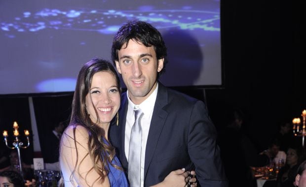 Diego Milito y su señora en el casamiento.