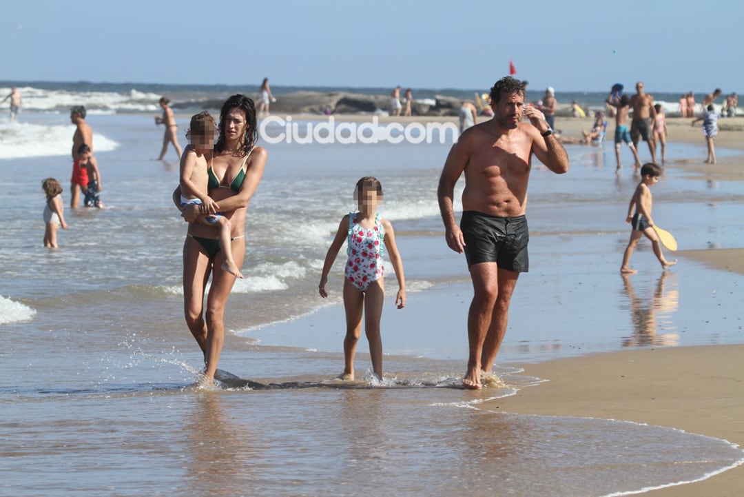 Dolores Trull, una diosa que disfruta de las vacaciones con su familia (Foto: TMPress). 