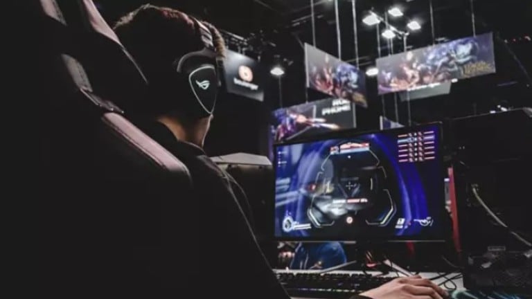 El 62% de los jugadores profesionales de eSports europeos consideran inapropiado el uso de trampas