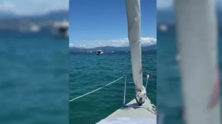 El airbnb flotante en mitad del lago de Garda al que sólo se puede acceder en kayak