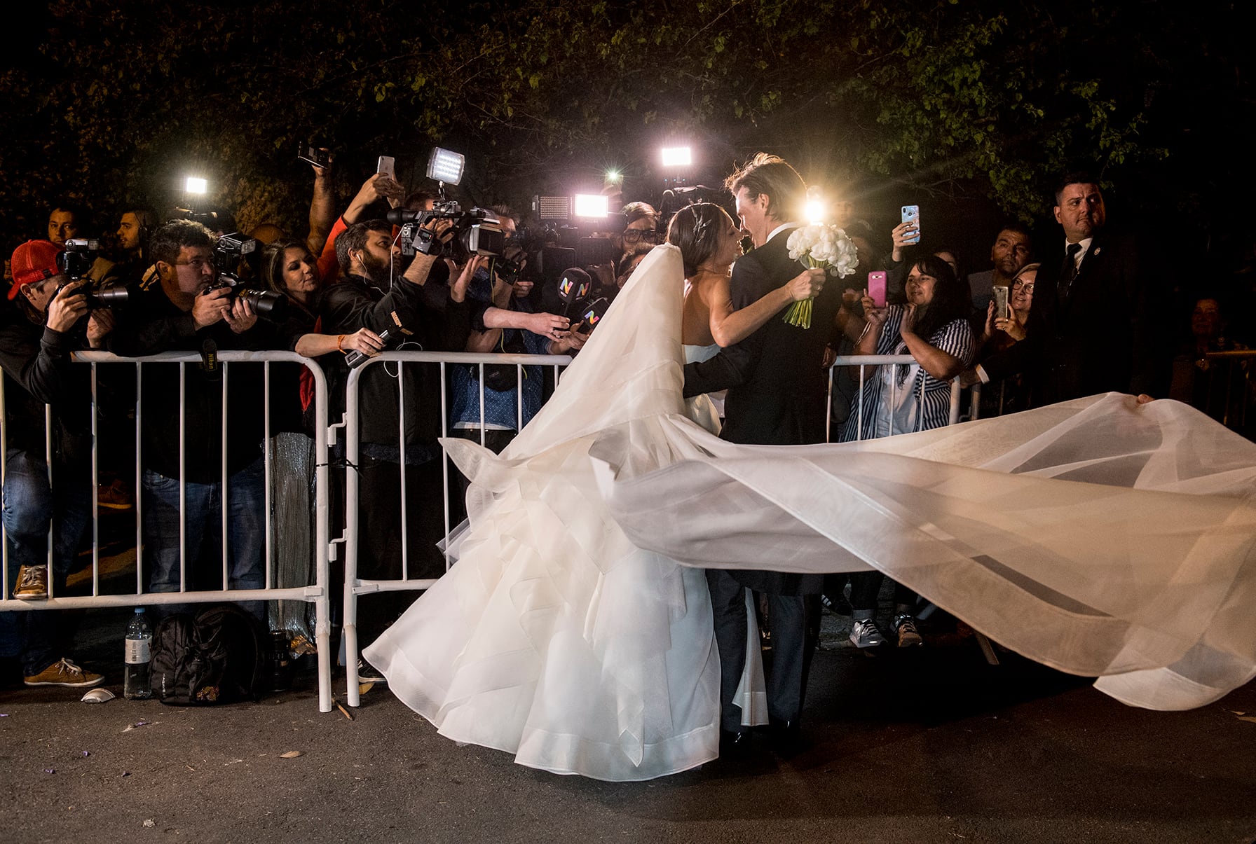 El álbum con las fotos oficiales del casamiento de Pampita con Roberto García Moritán. 