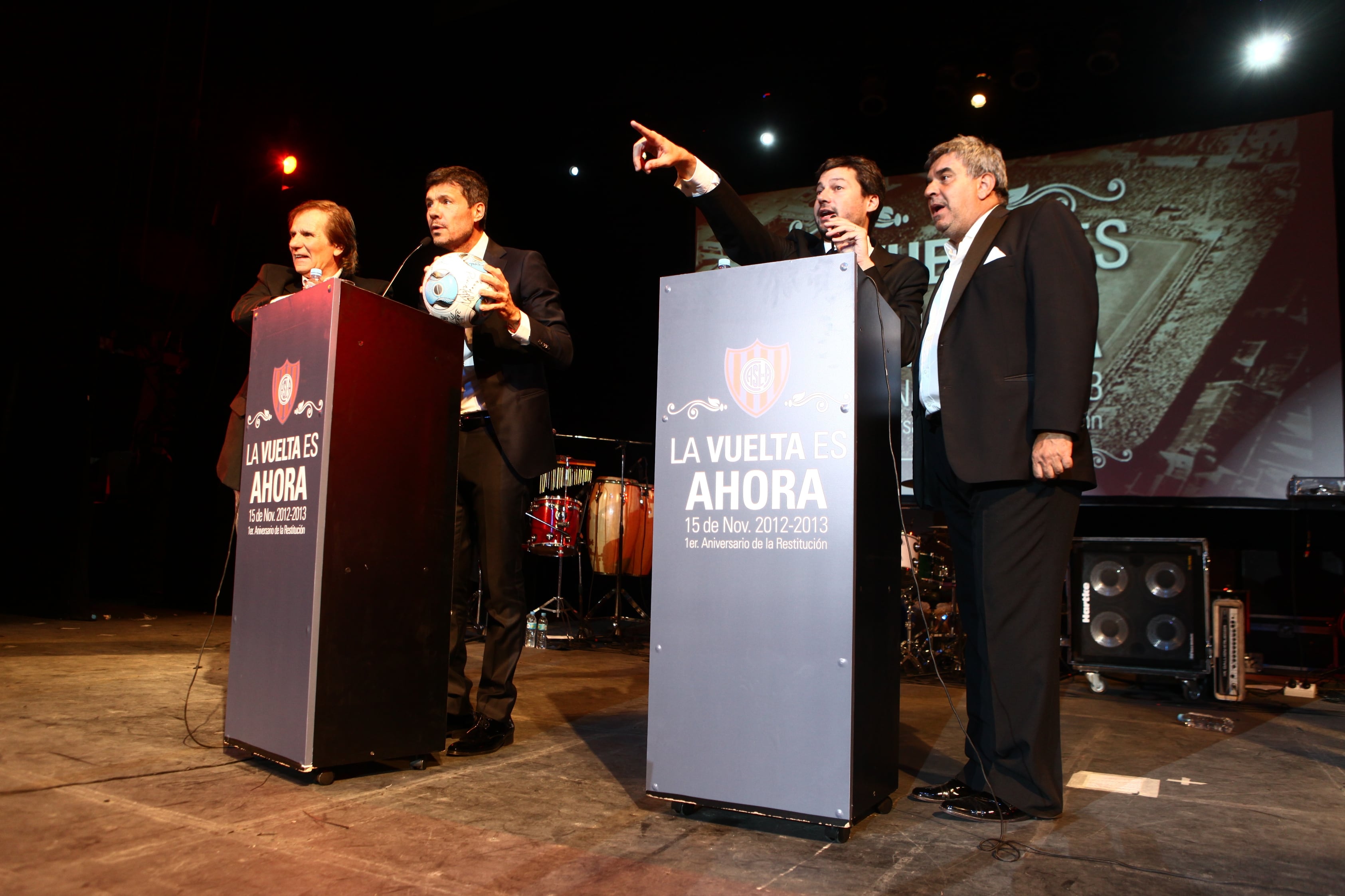 El Bambino, Marcelo, Lammens y Miguel Angel Rodríguez en la subasta. (Foto: Ideas del Sur/Leandro Montini)