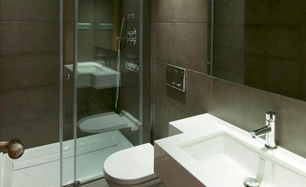 El baño de la nueva casa de Lionel Messi y Antonella Roccuzzo (Foto: Web)