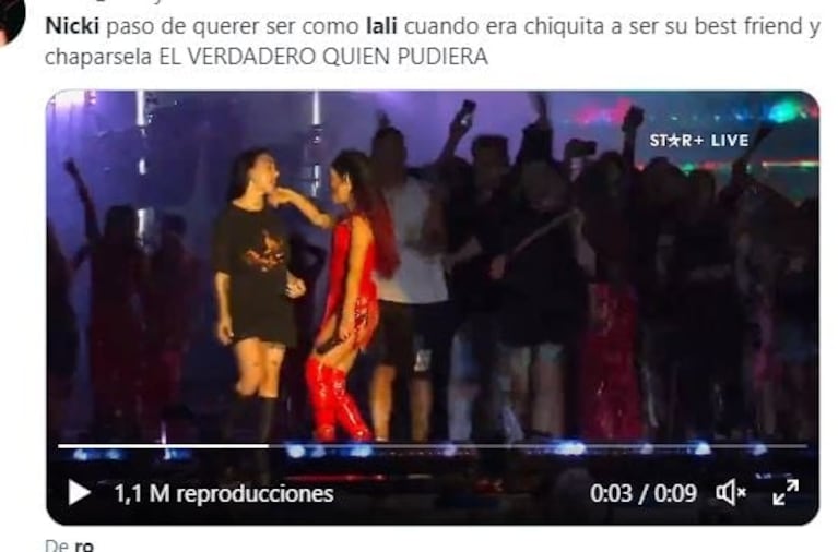 El beso de Lali Espósito y Nicki Nicole en pleno show en Vélez que enloqueció a los fanáticos