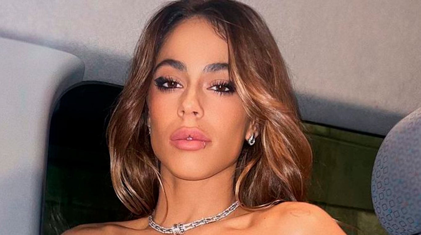 El cambio de look extremo de Tini Stoessel y la forma súper top con la que se protegió del sol en un paseo