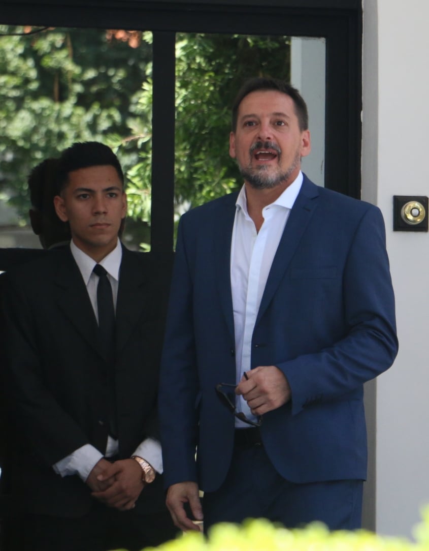 El casamiento de Alberto Cormillot con Estefanía Pasquini, tras un año y medio de fulminante amor. (Foto: Movilpress)