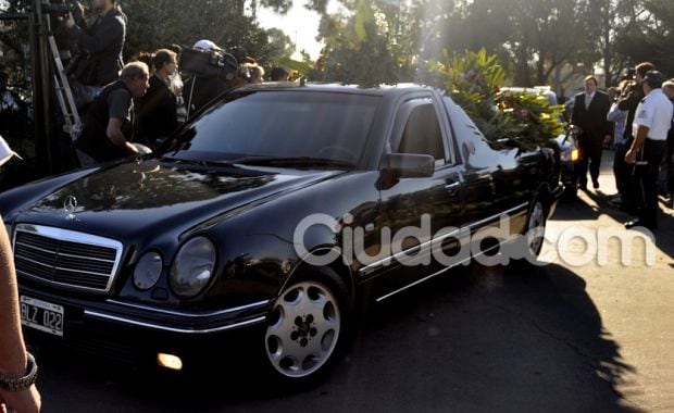 El cortejo fúnebre. (Foto: Jennifer Rubio - Ciudad.com)