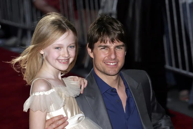 El curioso regalo que le hace Tom Cruise a Dakota Fanning todos los años