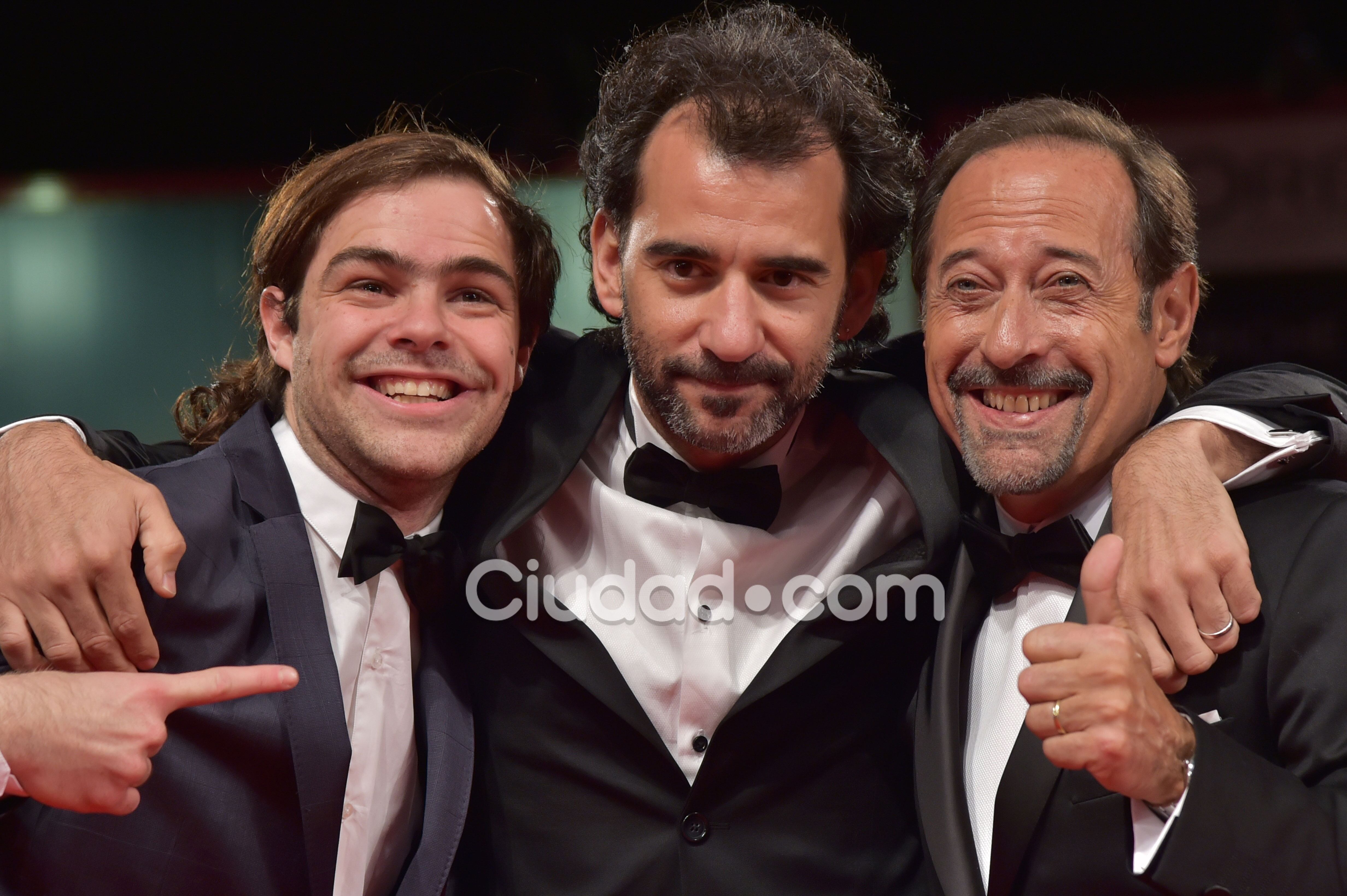 El elenco de El Clan, en el Festival de Venecia. (Foto: AFP)