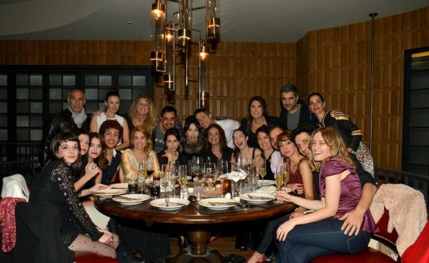 El elenco de Solamente vos en la celebración. (Foto: prensa El Trece)