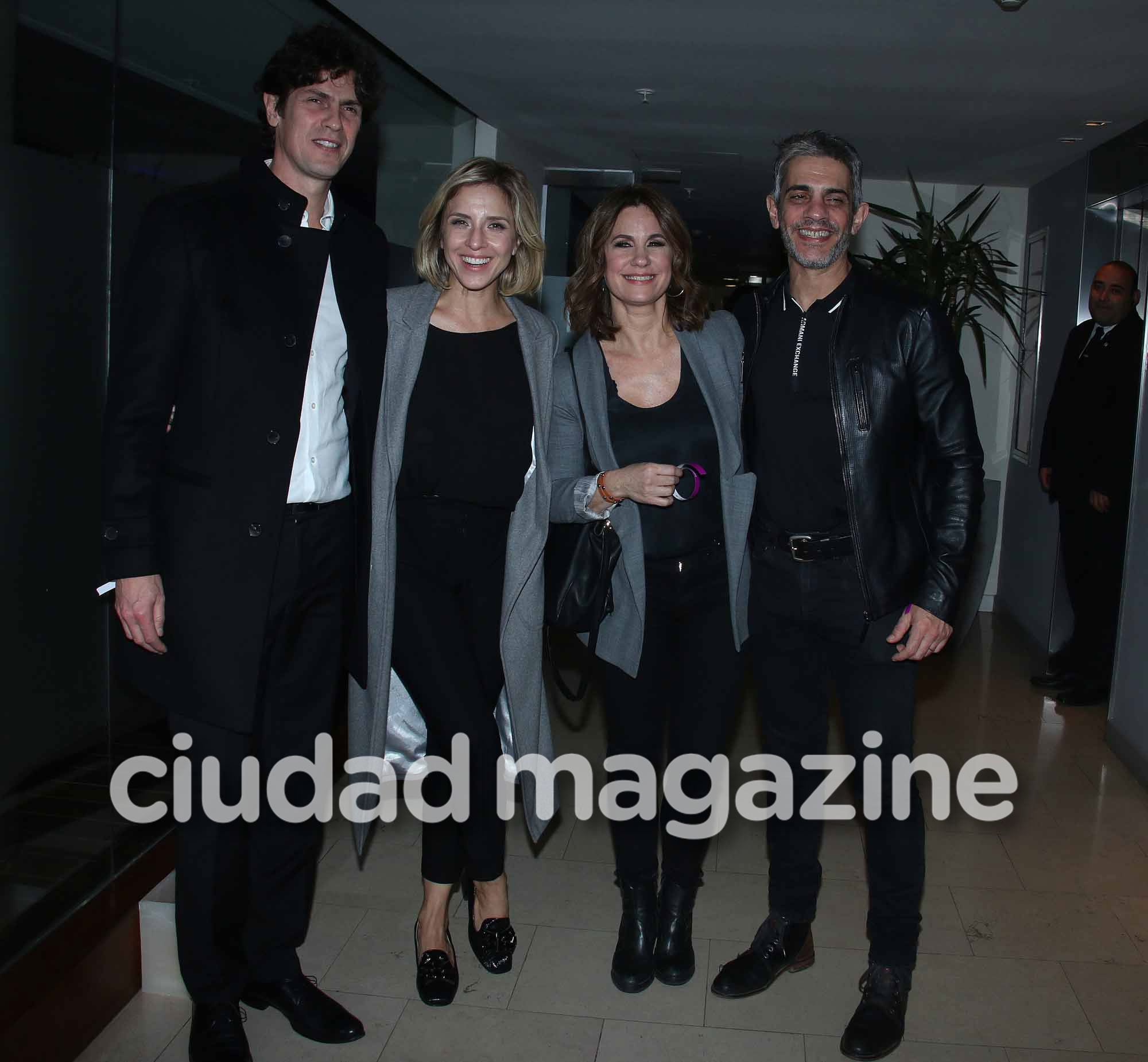 El festejo por dentro de 100 días para enamorarse, tras ganar el Martín Fierro de Oro 2019. (Foto: Movilpress)