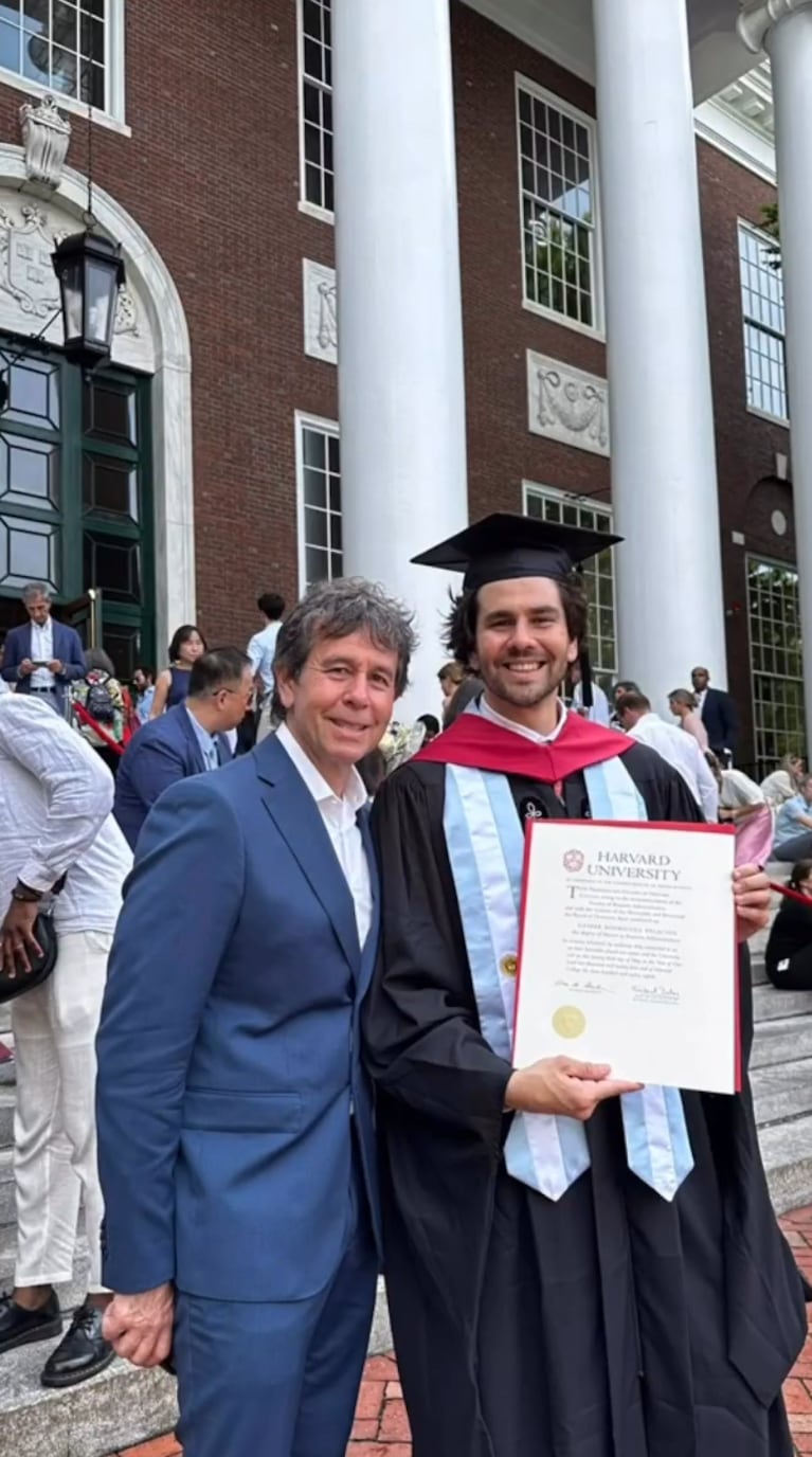 El hijo de Ariel Rodríguez Palacios se recibió en Harvard: el video en familia