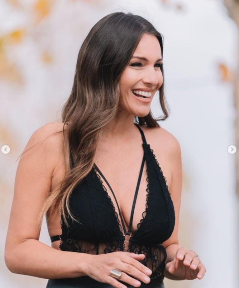 El Hotel de los Famosos: Pampita sorprendió con un outfit total black con transparencias