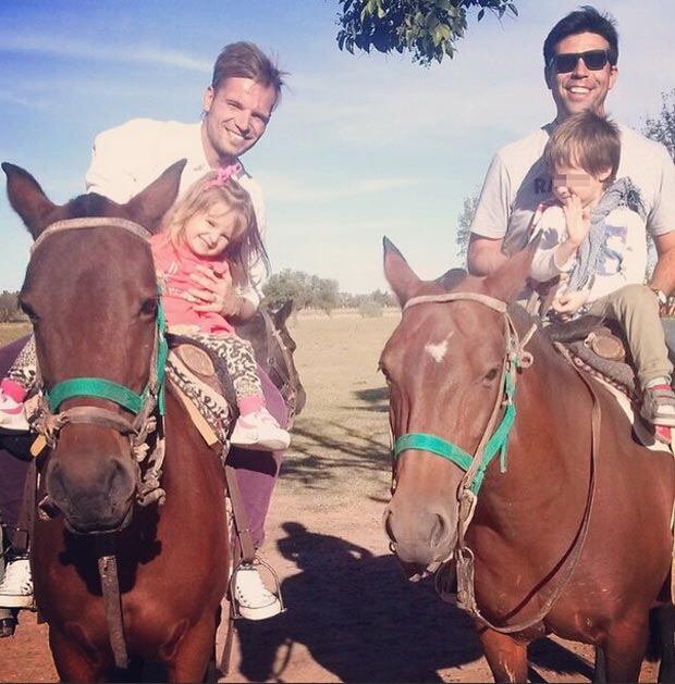 El paseo campestre de Melina Pitra y Fabián Assmann. (Fotos: Instagram)