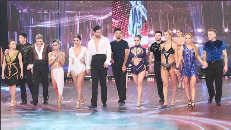 El Polaco, Consuelo Peppino, Tyago Griffo, Barby Silenzi, Flor Vigna, Freddy Villarreal, y Silvina Luna, sentenciados en el cha cha cha de ShowMatch (Foto: Prensa Ideas del Sur)