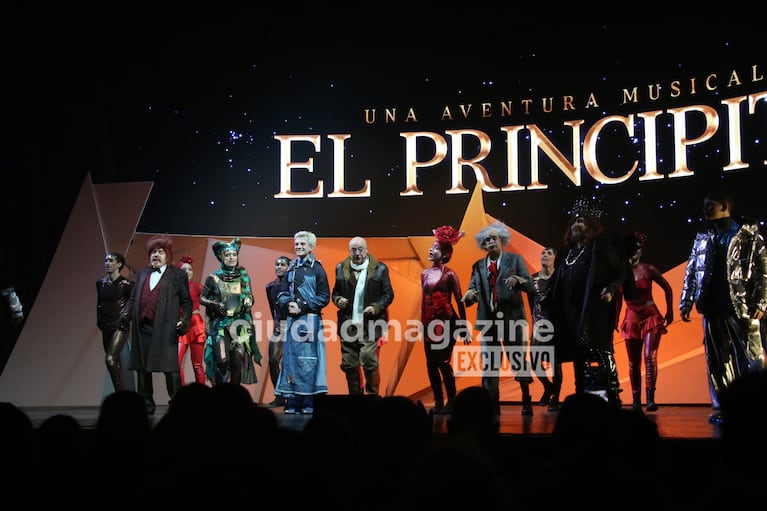 El Principito se estrenó en el Teatro Ópera. Foto: Movilpress