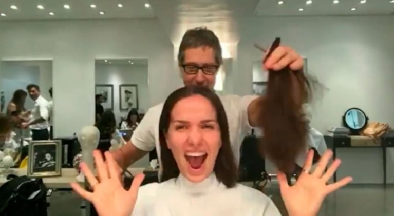 El radical cambio de look de Natalia Oreiro: el video con el que presentó su nuevo corte 