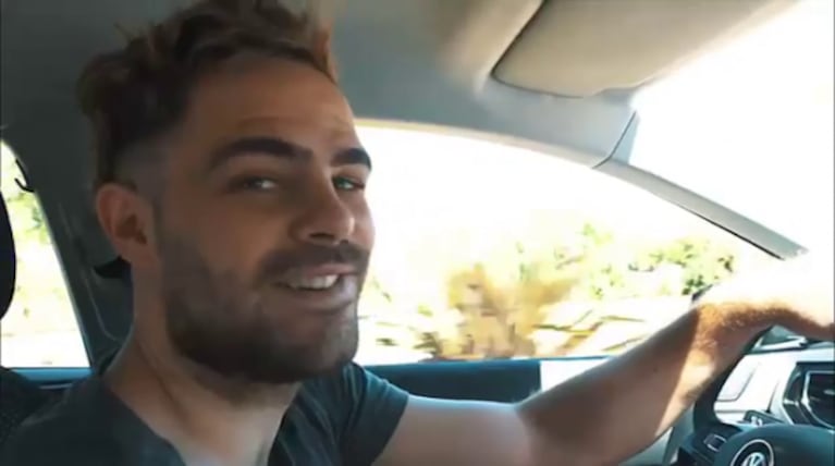 El radical cambio de look de Peter Lanzani: rapado a los costados y con barba de pocos días