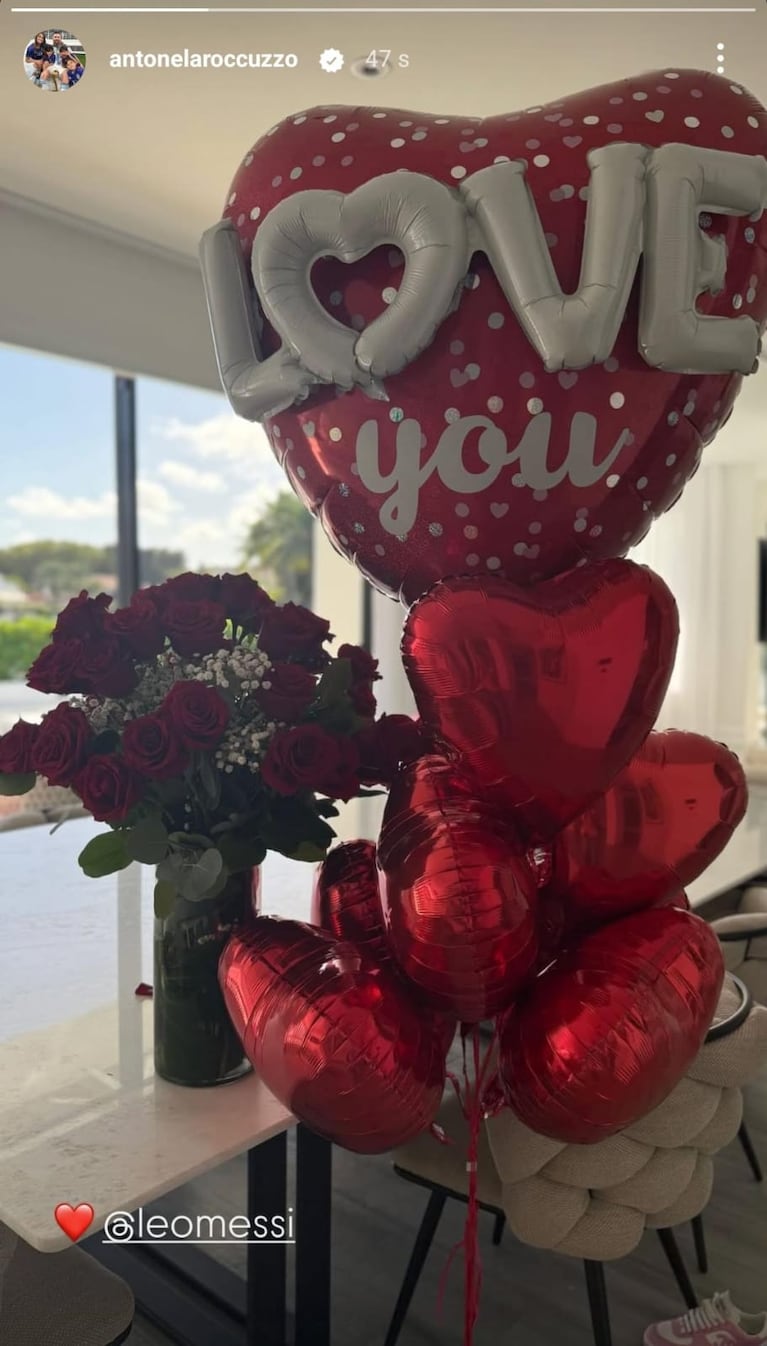 El regalo de Lionel Messi a Antonela Roccuzzo por San Valentín: “Te amo”. (Foto: Captura antonelaroccuzzo/IG)