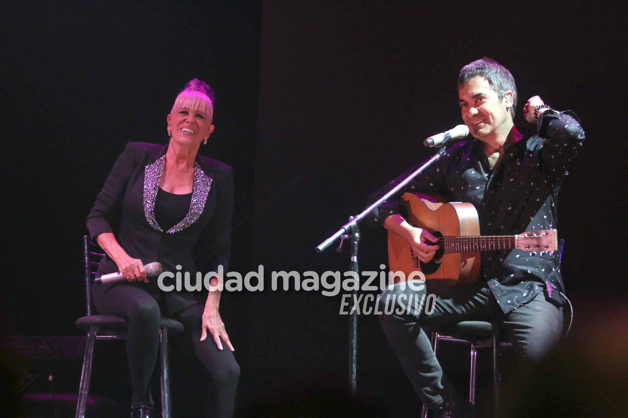 El show de Valeria Lynch y su pareja, Mariano Martínez de Attaque 77. Foto: Movilpress