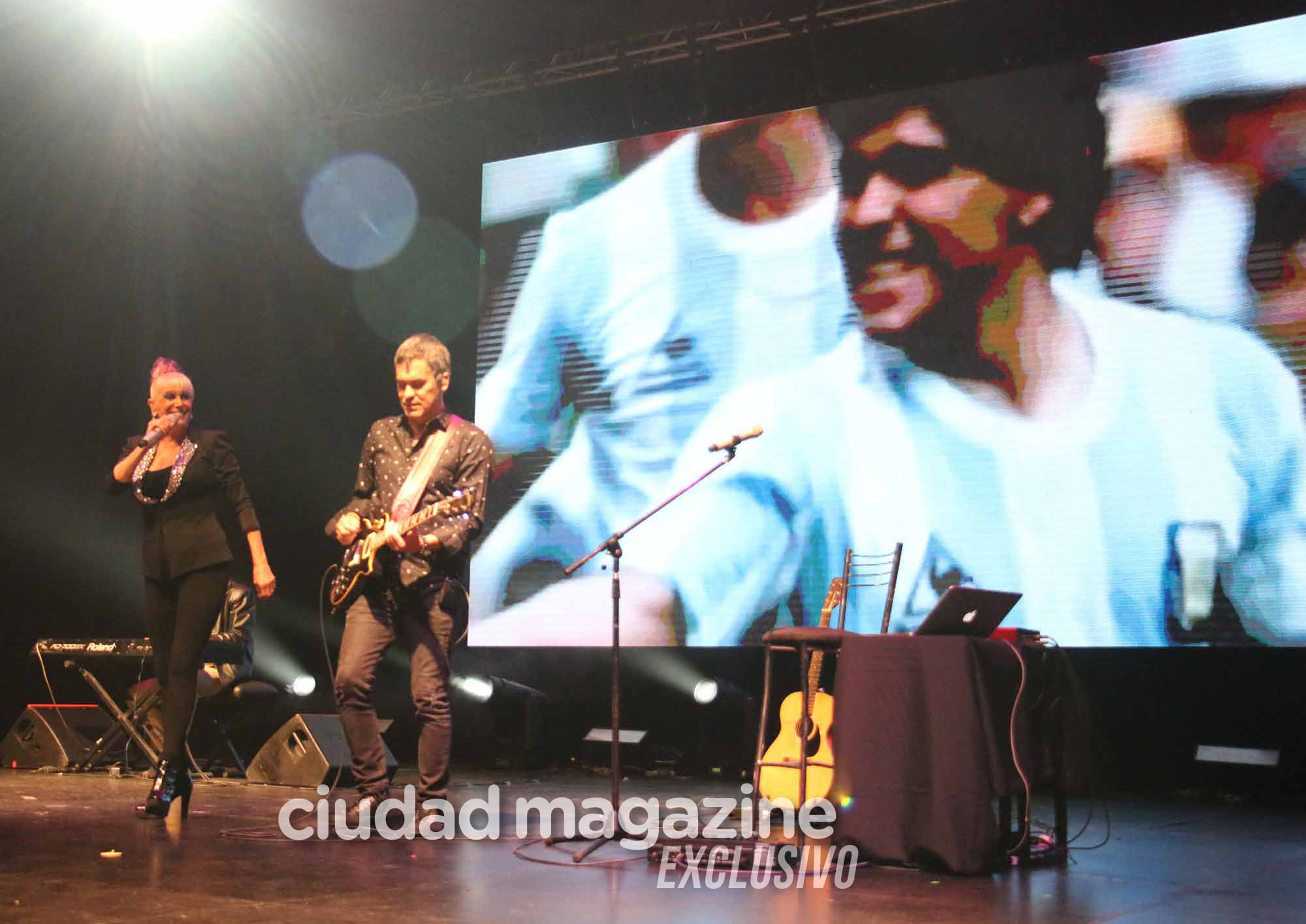 El show de Valeria Lynch y su pareja, Mariano Martínez de Attaque 77. Foto: Movilpress