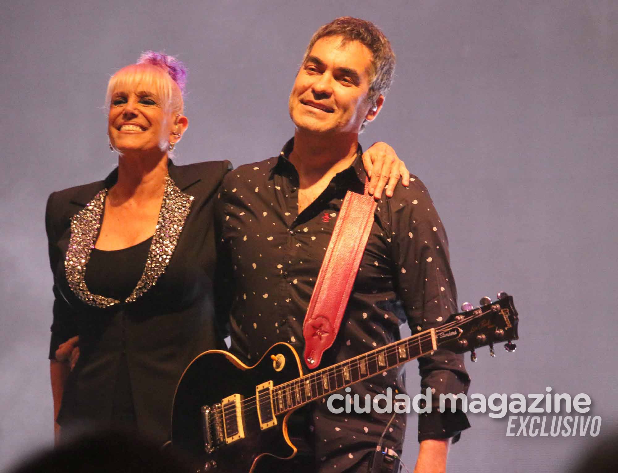 El show de Valeria Lynch y su pareja, Mariano Martínez de Attaque 77. Foto: Movilpress