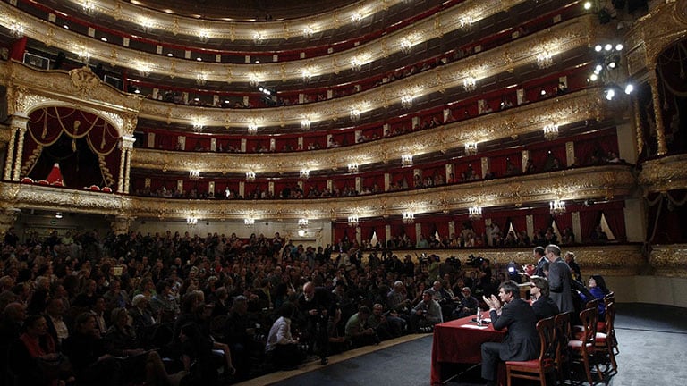 El teatro Bolshói de Rusia cierra sus puertas por el coronavirus