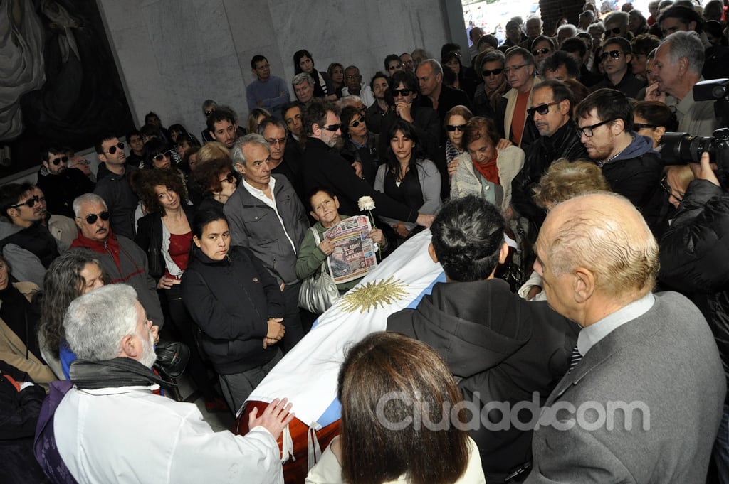 El último adiós a Alfredo Alcón. (Foto: Jennifer Rubio-Ciudad.com)