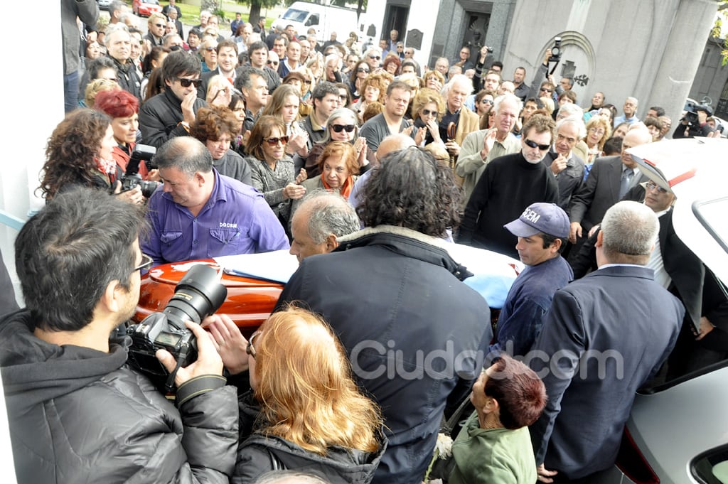 El último adiós a Alfredo Alcón. (Foto: Jennifer Rubio-Ciudad.com)