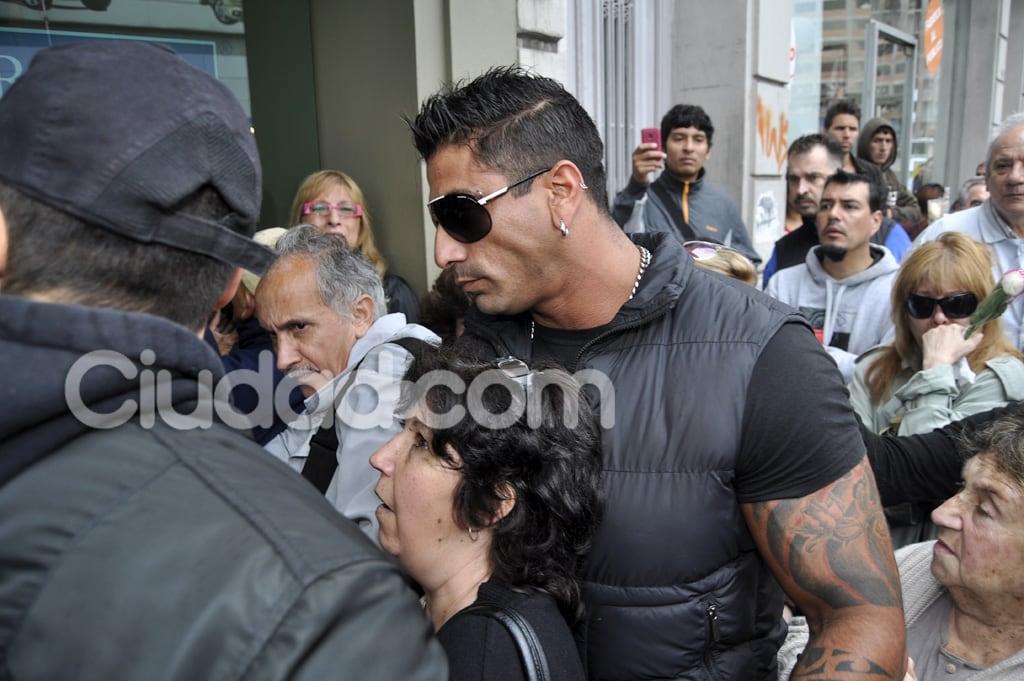 El último adiós a Ricardo Fort. (Foto: Jennifer Rubio - Ciudad.com)